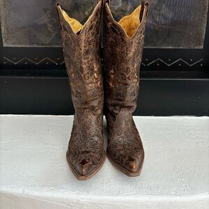 Coral cowboy boots